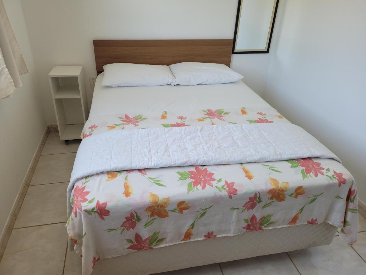 Residencial Do Angelo - Pinheiraアパートメント エクステリア 写真